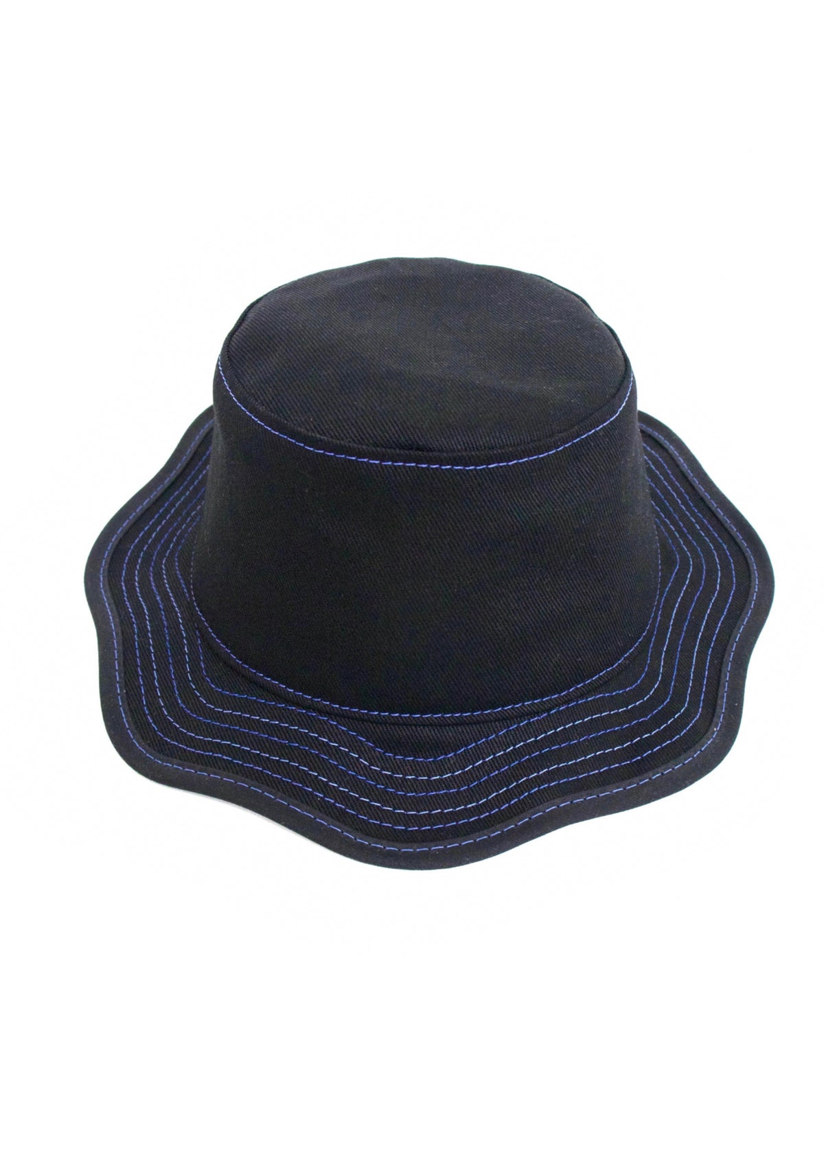 Black Wavy Bucket